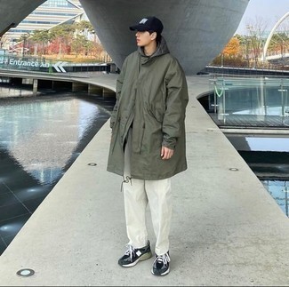 Comment porter une parka quand il fait frais à l'adolescence