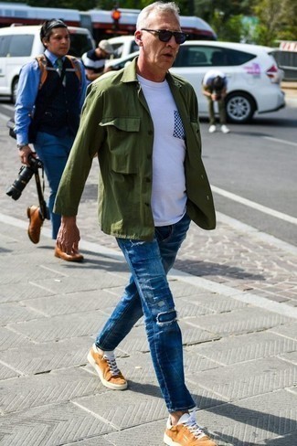 Comment porter un jean à patchwork quand il fait chaud