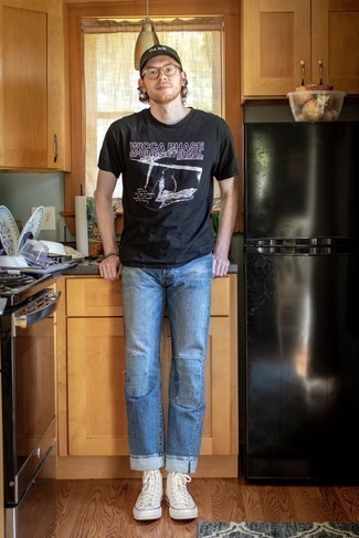 Comment porter un jean à patchwork quand il fait très chaud