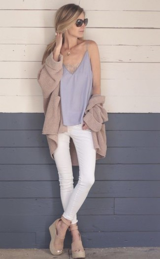 Comment porter un pendentif pour un style decontractés quand il fait chaud
