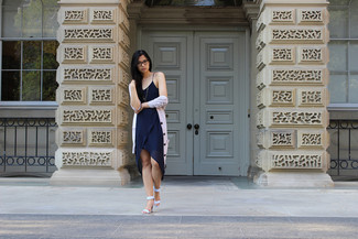 Comment porter un cardigan rose