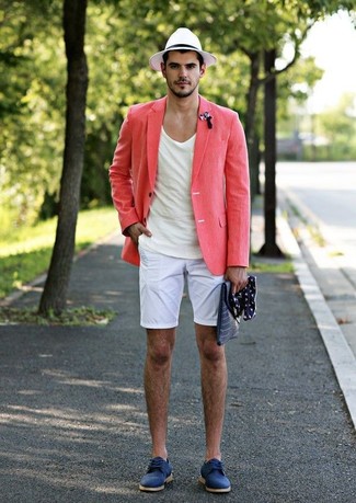Comment porter une veste rose pour un style chic decontractés