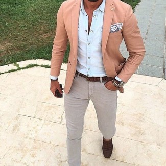 Comment porter une veste rose pour un style chic decontractés