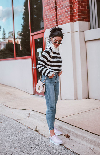 Comment porter des baskets basses en cuir roses