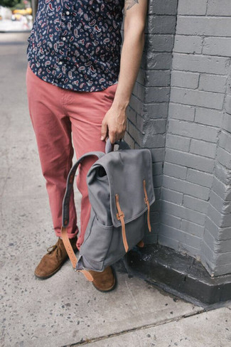 Comment porter un pantalon rose pour homme