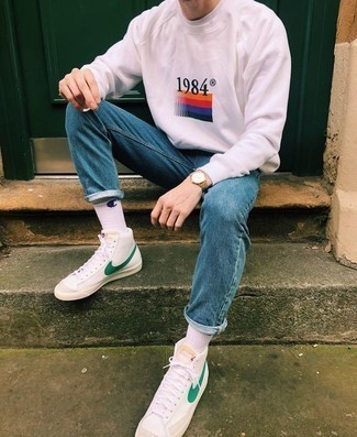 Comment porter un sweat-shirt imprimé rose