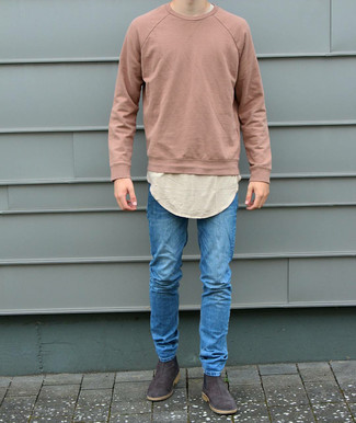 Comment porter un sweat-shirt rose