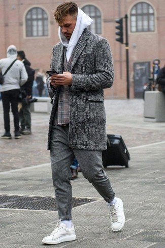 Comment porter un blazer croisé écossais