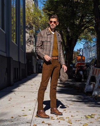Comment porter une veste écossaise pour un style decontractés quand il fait chaud