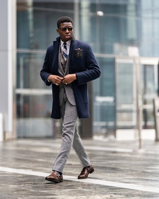 Comment porter un manteau en laine écossais quand il fait froid