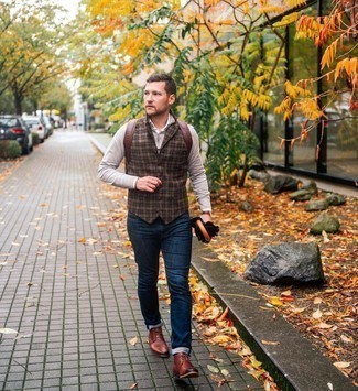 Comment porter un manteau en laine écossais en automne
