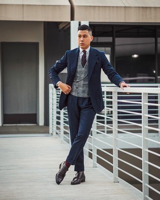 Comment porter un manteau en laine écossais en automne