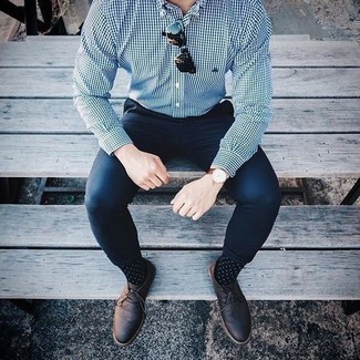 Comment porter des chaussettes á pois pour un style decontractés