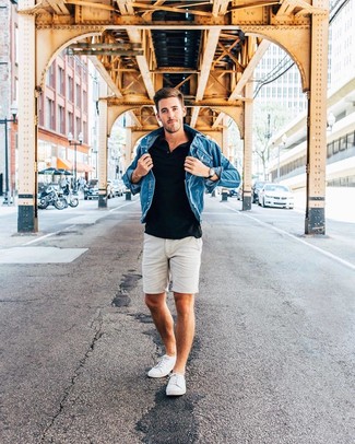 Comment porter un polo avec une veste quand il fait chaud