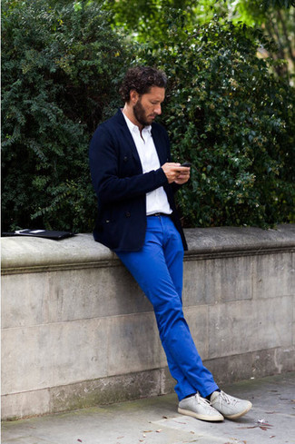 Comment porter un polo avec une veste