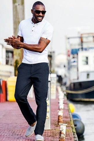 Comment porter un polo pour un style decontractés quand il fait très chaud