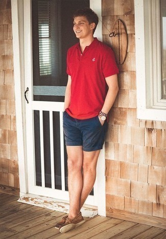 Comment porter un polo pour un style decontractés quand il fait très chaud à l'adolescence
