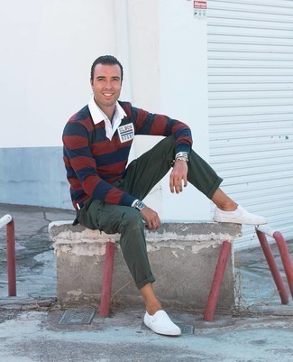 Comment porter un pull à col polo avec un pantalon cargo