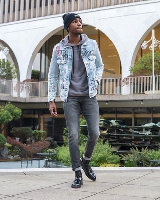 Comment porter une veste en jean imprimée