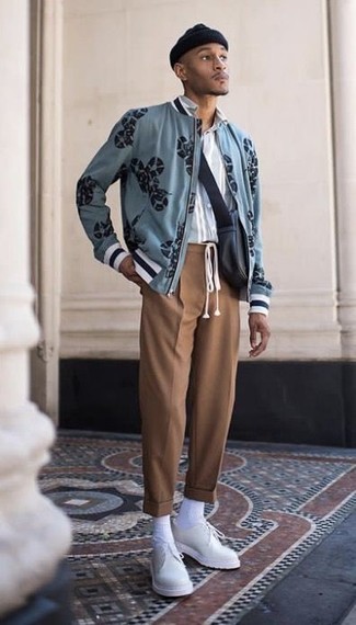 Comment porter une veste imprimée pour un style chic decontractés