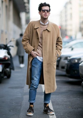 Comment porter des chaussures imprimées quand il fait frais
