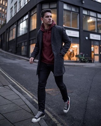 Comment porter des chaussures imprimées pour un style decontractés quand il fait frais