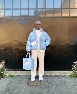Comment porter un sac fourre-tout imprimé quand il fait froid