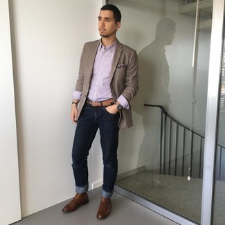 Comment porter une chemise à manches longues à carreaux pourpre