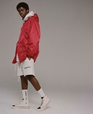 Comment porter un imperméable pour un style relax au printemps