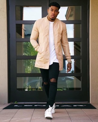 Comment porter un imperméable pour un style relax au printemps