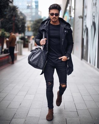 Comment porter un imperméable quand il fait chaud