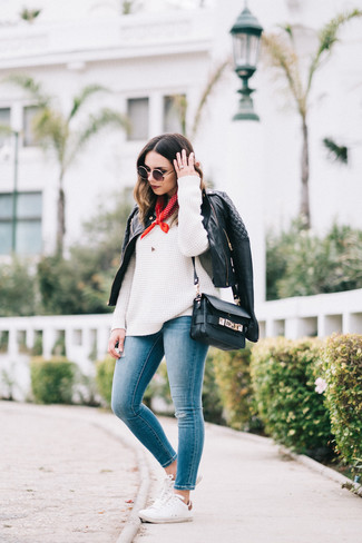 Comment porter un bandana rouge