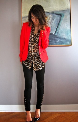 Comment porter un blazer rouge
