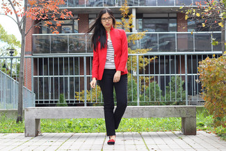 Comment porter un blazer rouge