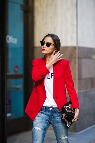 Comment porter un blazer rouge