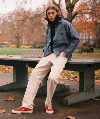 Comment porter des baskets montantes en toile rouges