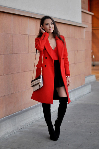 Comment porter un manteau rouge pour un style chic decontractés