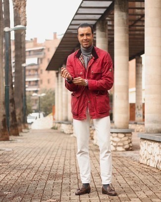 Comment porter une veste style militaire rouge