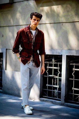 Comment porter une veste style militaire rouge