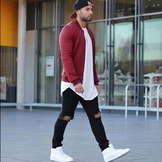 Comment porter une veste rouge pour un style relax