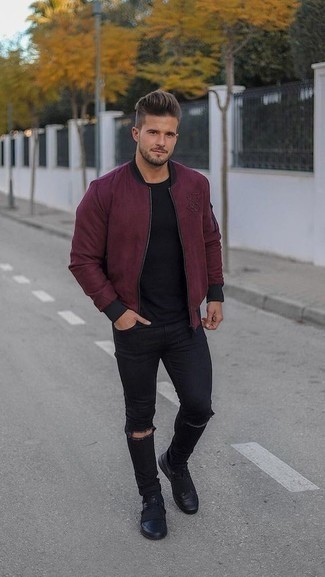 Comment porter une veste rouge pour un style relax