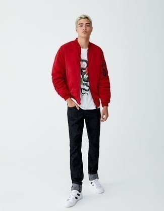 Comment porter une veste rouge à l'adolescence
