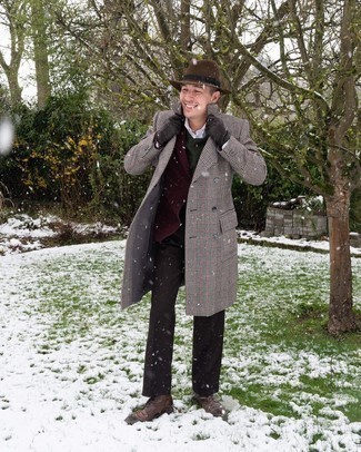 Comment porter une veste rouge en hiver