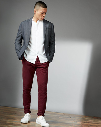 Pantalon rouge homme : comment le porter