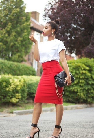 Comment porter une jupe crayon rouge