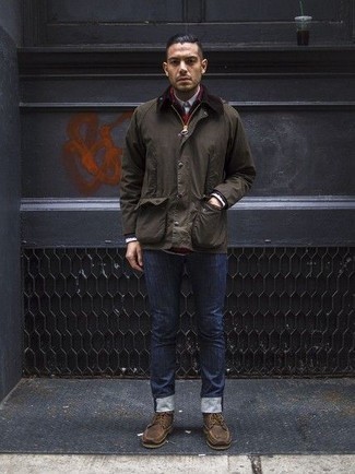Comment porter une veste-chemise écossaise rouge