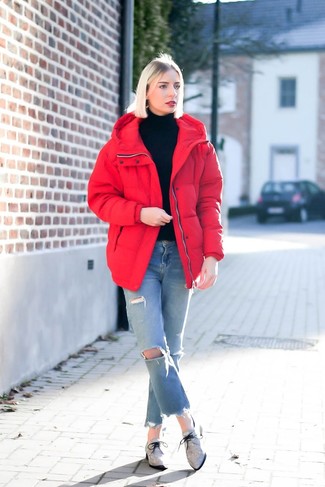Comment porter une doudoune rouge