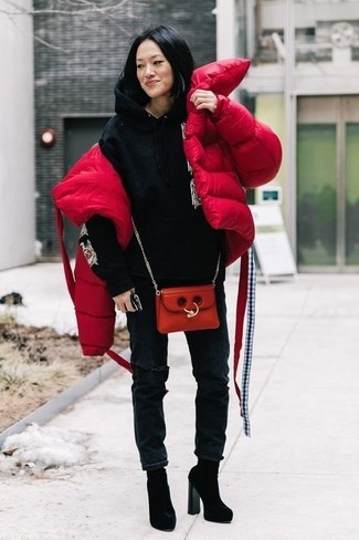 Comment porter une doudoune rouge