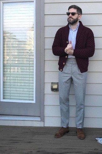 Comment porter un cardigan à col châle rouge