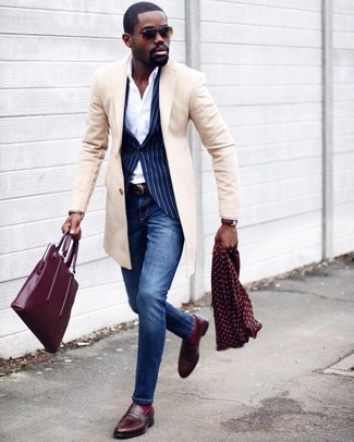Comment porter des chaussettes rouges pour un style chic decontractés